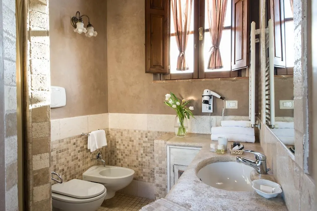 ***  Relais La Leopoldina Hotel Bettolle Italy